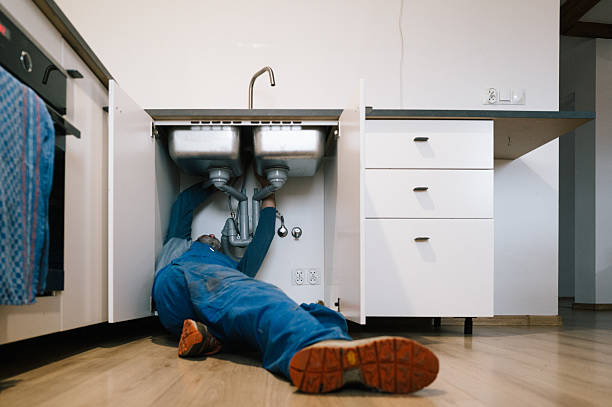 Professional Drain Cleaning technician working in Summitville, OH